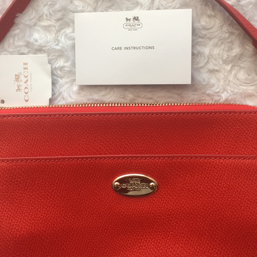 Coach Wristlet in Burnt Orange - Picture 4 of 8